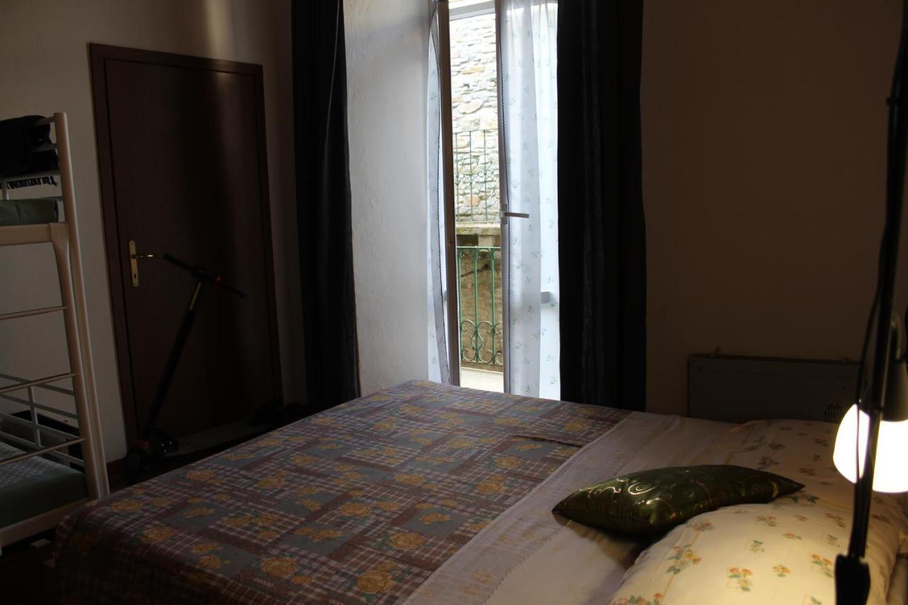 La Casa Di Rina Apartamento Ponzone Exterior foto
